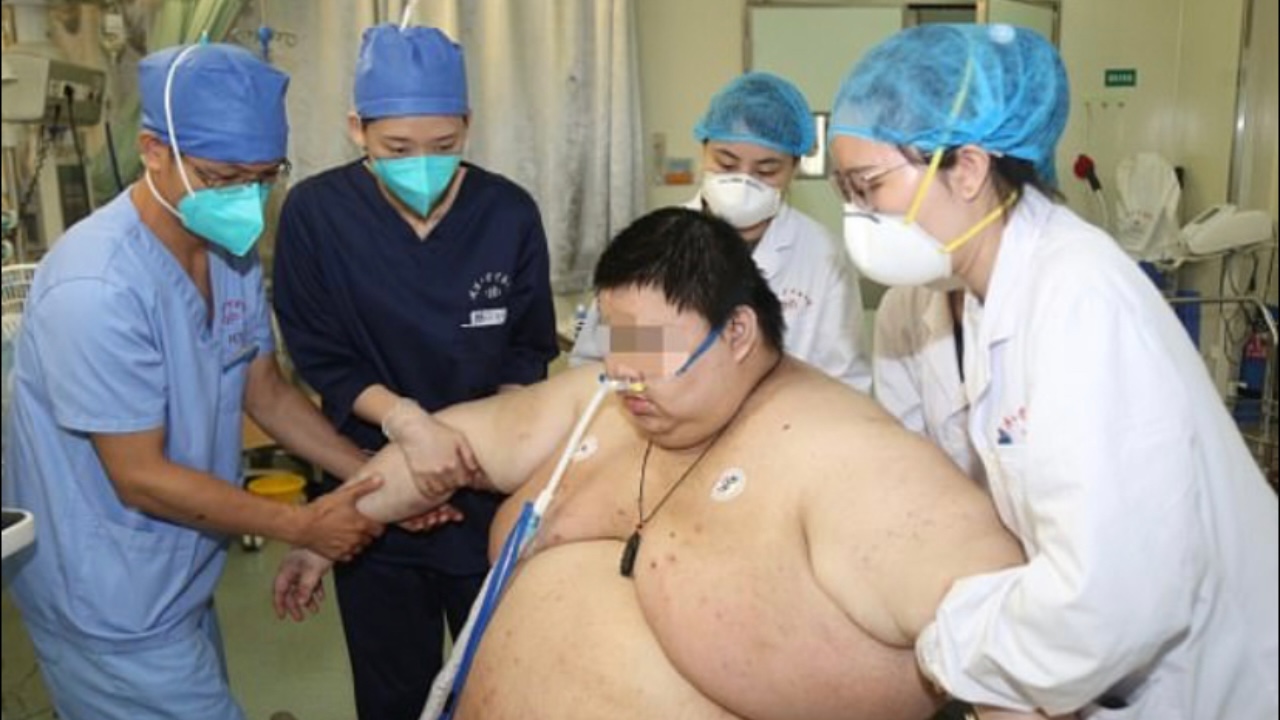 Wuhan Man Gains 225 lbs in Quarantine